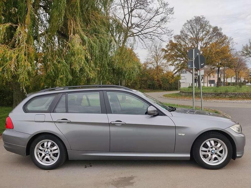 Gebraucht 2009 BMW 320 Kombi | 3.500 € (Guter Preis) - Bild 1/4