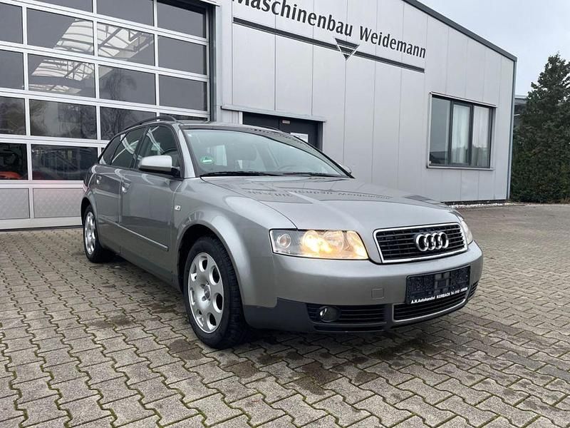 Second-hand Audi A4 150 CP (110 kW) 2003 Gri Break
