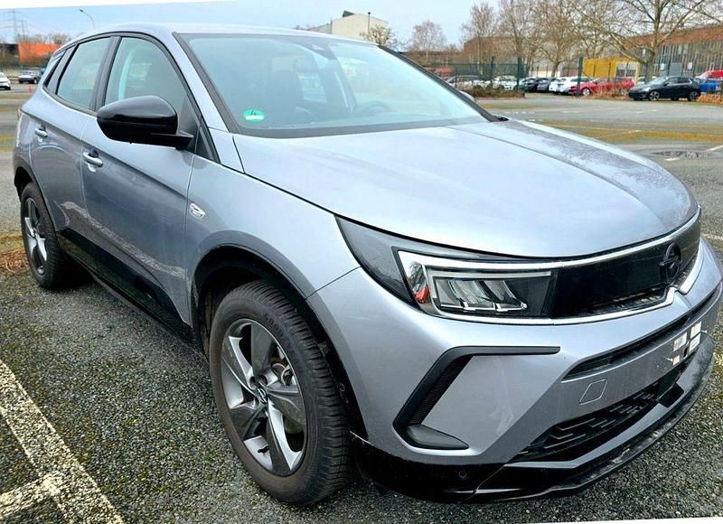 Grau Gebraucht 2024 Opel Grandland X GS Line SUV | 22.285 € (Guter Preis) - Bild 1/4