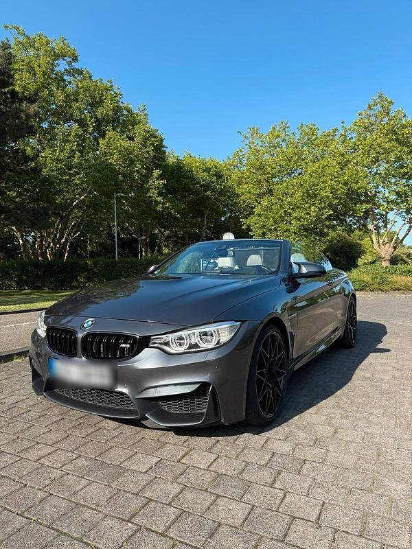 Grau Gebraucht 2015 BMW M4 Cabriolet M Performance Cabrio | 43.000 € (Guter Preis) - Bild 1/4