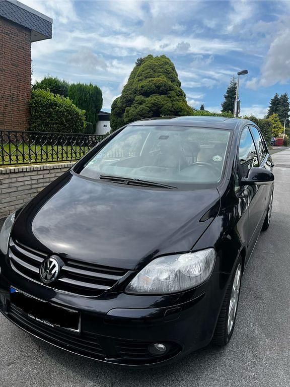 Schwarz Gebraucht 2013 VW Golf Plus Highline Van / Kleinbus | 6.999 € (Fairer Preis) - Bild 1/4