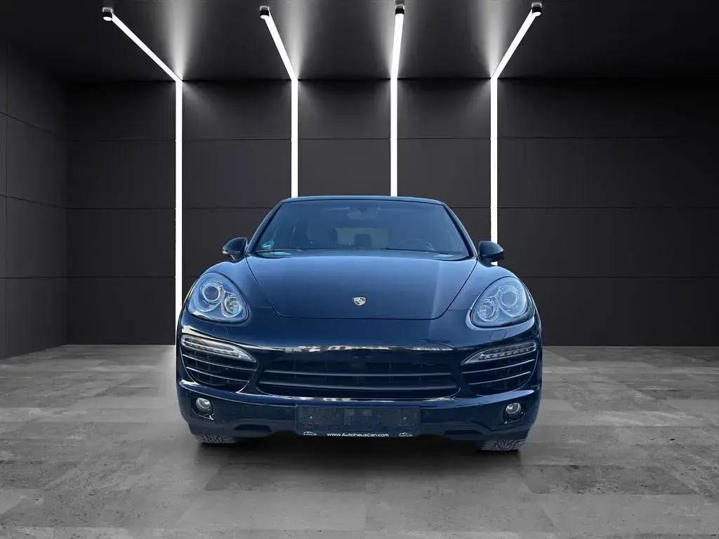 Gebraucht Porsche Cayenne Diesel 239 PS (175 kW) 2011 Schwarz SUV