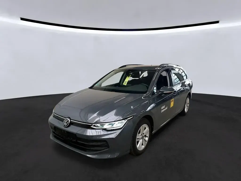 Gebraucht VW Golf VIII Life 116 PS (85 kW) 2025 Delfingrau metallic Kombi