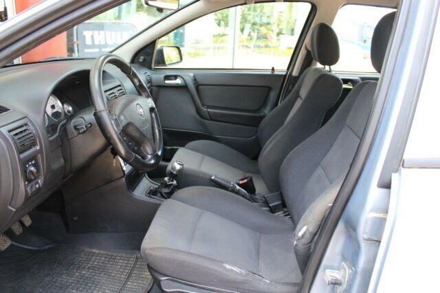 Gebraucht Opel Astra 84 PS (61 kW) 2003 Grau metallic Limousine