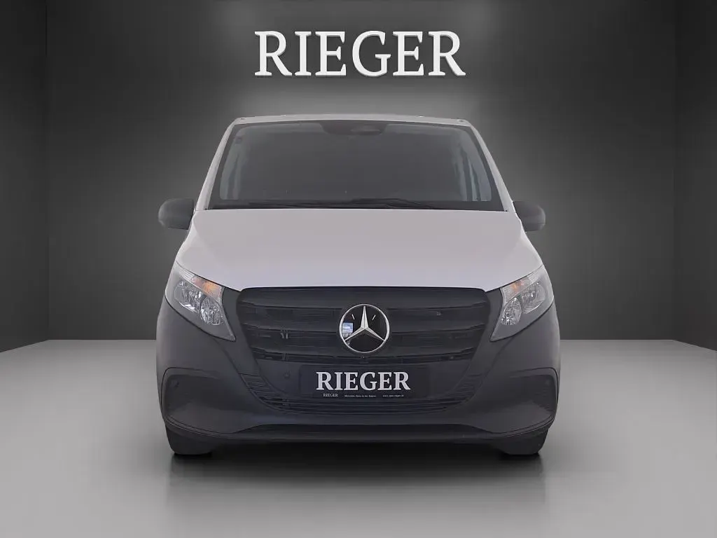 Neu Mercedes Vito 136 PS (100 kW) 2025 Weiß Van