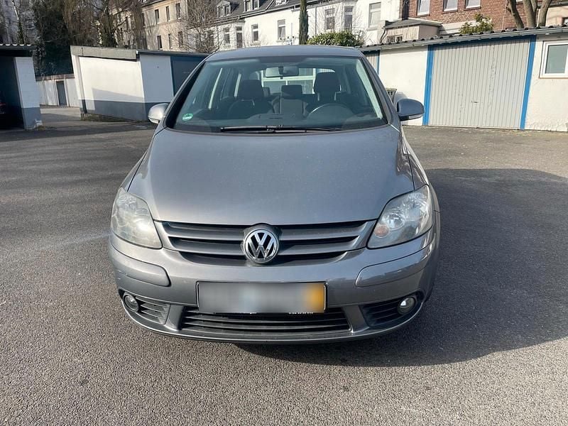 Usata VW Golf V 80 CV (58 kW) 2007 Grigio Berlina
