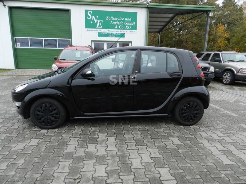 Schwarz Gebraucht 2004 Smart ForFour Basis Kleinwagen | 1.490 € (Fairer Preis) - Bild 1/4