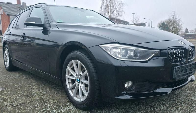 Gebraucht BMW 320 184 PS (135 kW) 2015 Schwarz Kombi