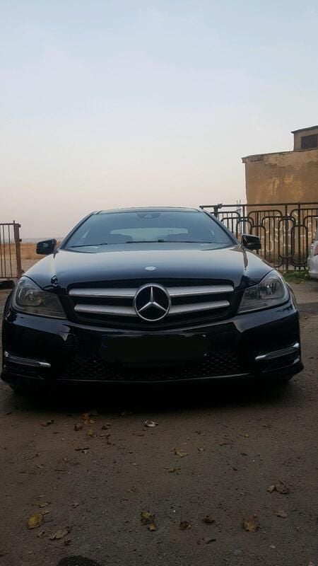 Schwarz Gebraucht 2013 Mercedes C350 Coupé | 12.990 € (Fairer Preis) - Bild 1/4