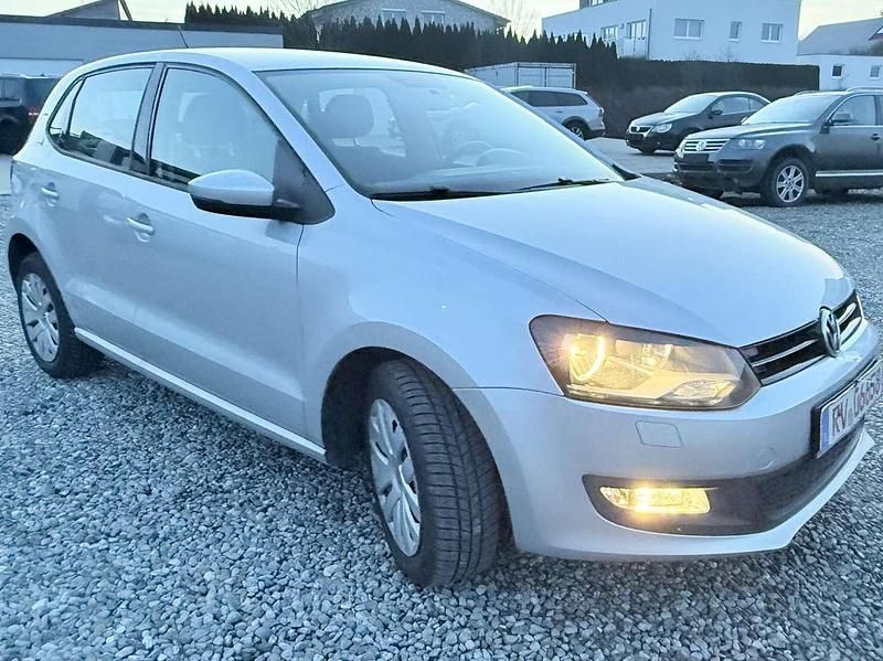 Gebraucht VW Polo Comfortline 90 PS (66 kW) 2012 Reflexsilber metallic Kleinwagen