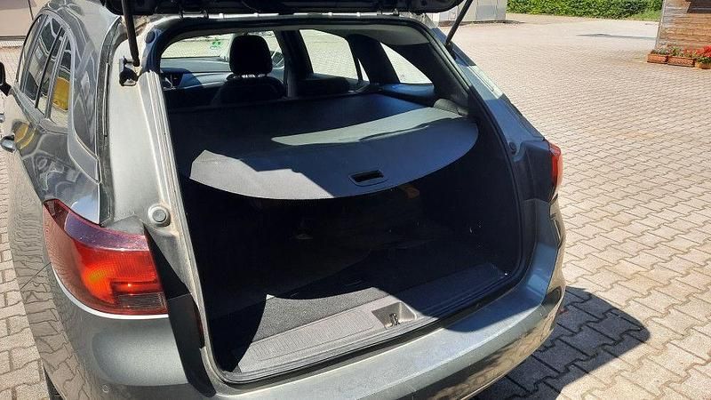 Gebraucht Opel Astra 105 PS (77 kW) 2021 Grau Kombi