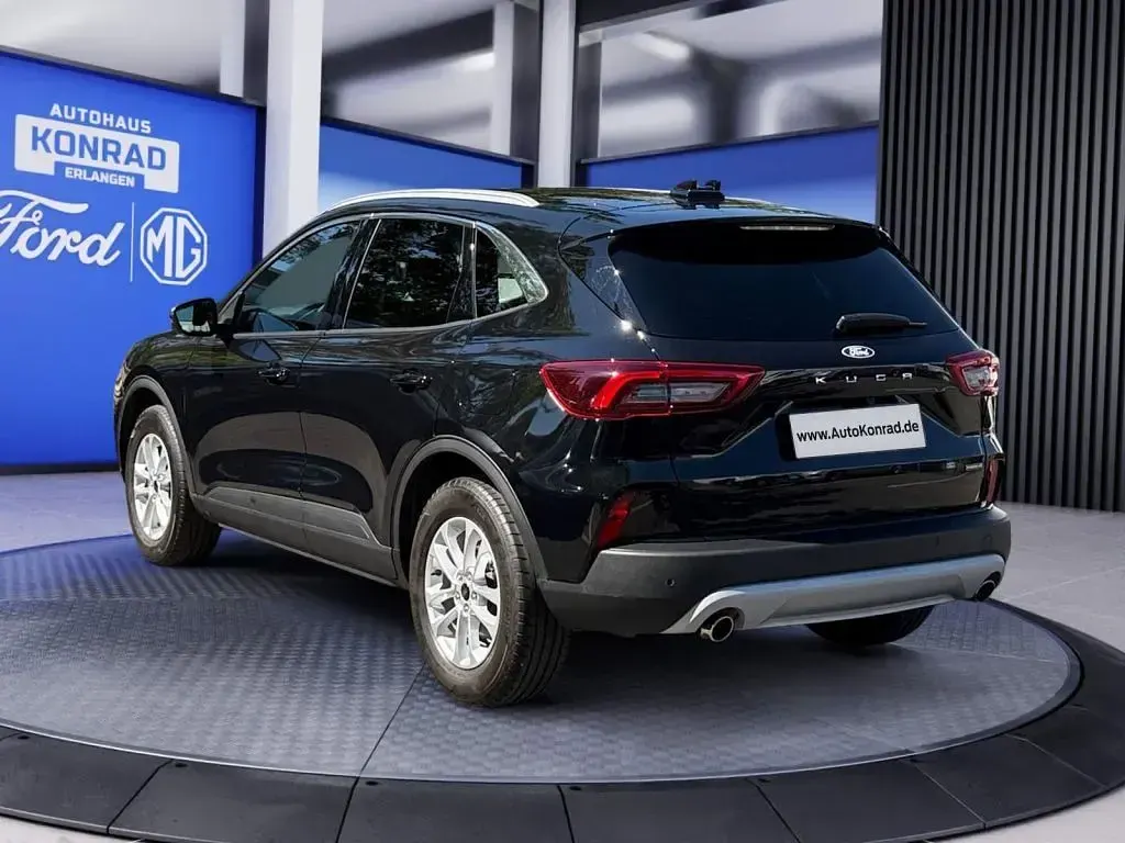 Gebraucht Ford Kuga Titanium 182 PS (133 kW) 2024 Agate black metallic SUV
