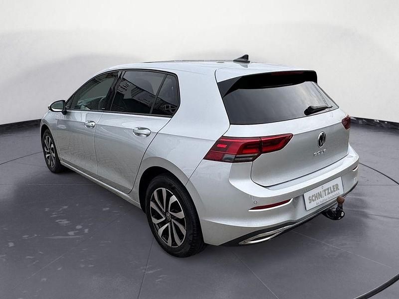 Gebraucht VW Golf VIII Active 116 PS (85 kW) 2021 Silber Limousine