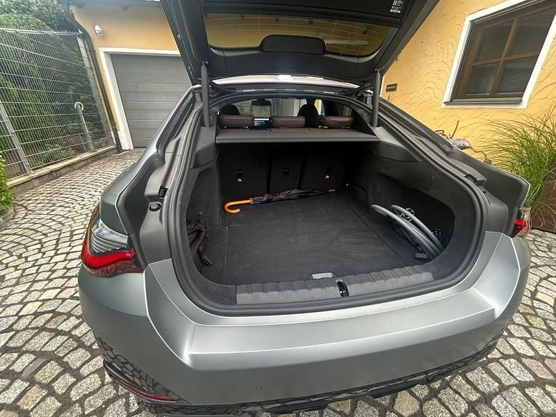 Gebraucht BMW i4 Performance 400 kW (544 PS) 2024 Grau Limousine