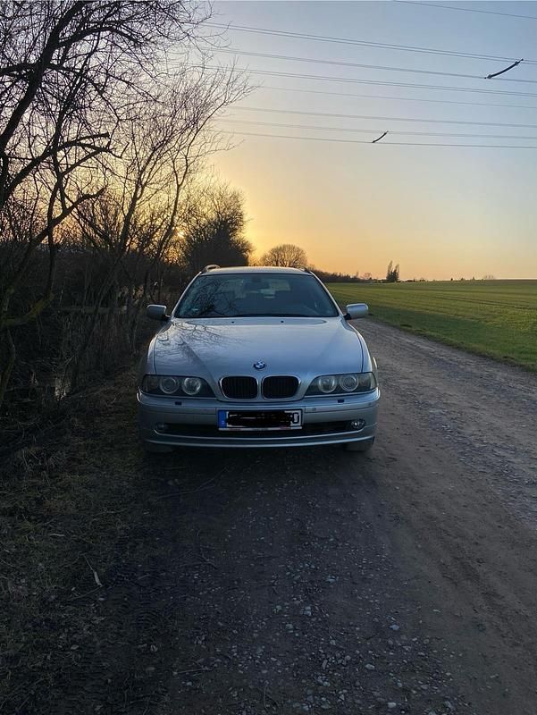 Gebraucht BMW 525 192 PS (141 kW) 2003 Grau Kombi