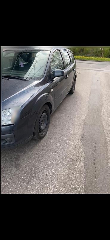 Gebraucht Ford Focus 136 PS (100 kW) 2005 Grau Kombi