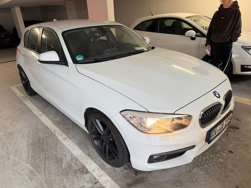 Gebraucht BMW 116 Efficient Dynamics 116 PS (85 kW) 2016 Weiß Kleinwagen