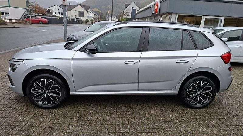 Neu Skoda Kamiq Selection 116 PS (85 kW) 2025 Silber SUV