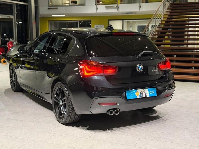 Gebraucht BMW 125 M Sport 224 PS (164 kW) 2019 Schwarz Kleinwagen