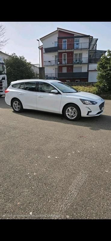Gebraucht Ford Focus 95 PS (69 kW) 2021 Weiß Kombi