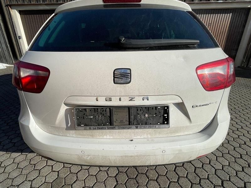 Gebraucht Seat Ibiza ST Ecomotive 105 PS (77 kW) 2011 Weiß Kombi