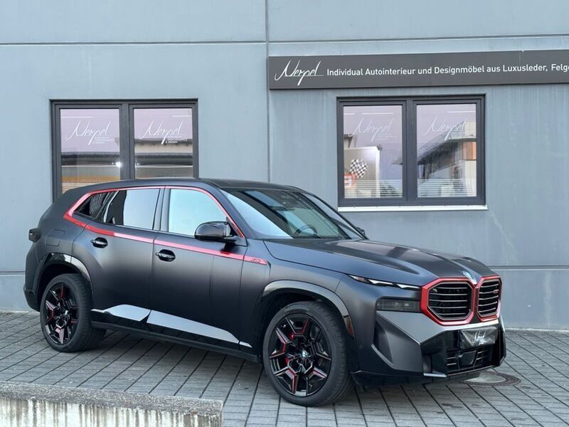 Schwarz Gebraucht 2024 BMW XM Comfort Edition SUV | 188.777 € - Bild 1/4