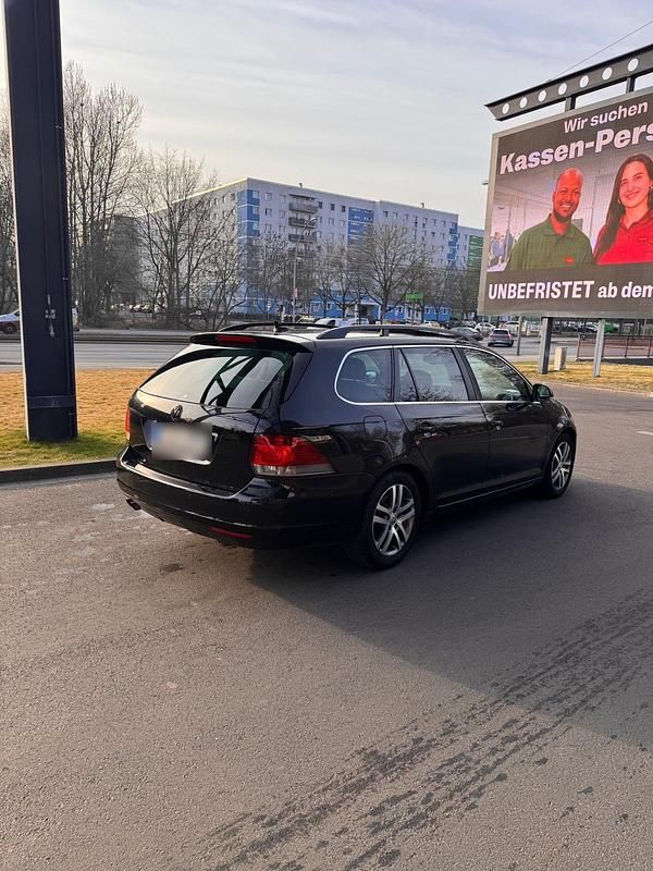 Gebraucht VW Golf VI Style 140 PS (102 kW) 2011 Schwarz Kleinwagen