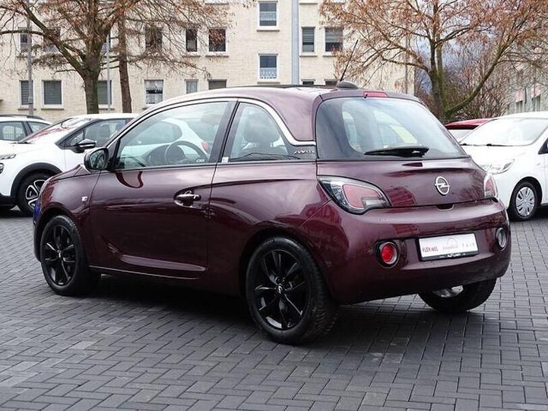 Gebraucht Opel Adam Basis 70 PS (51 kW) 2017 Rot Kleinwagen