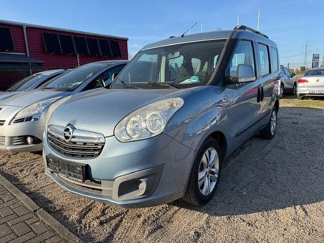Gebraucht Opel Combo Edition 105 PS (77 kW) 2012 Blau Van / Kleinbus