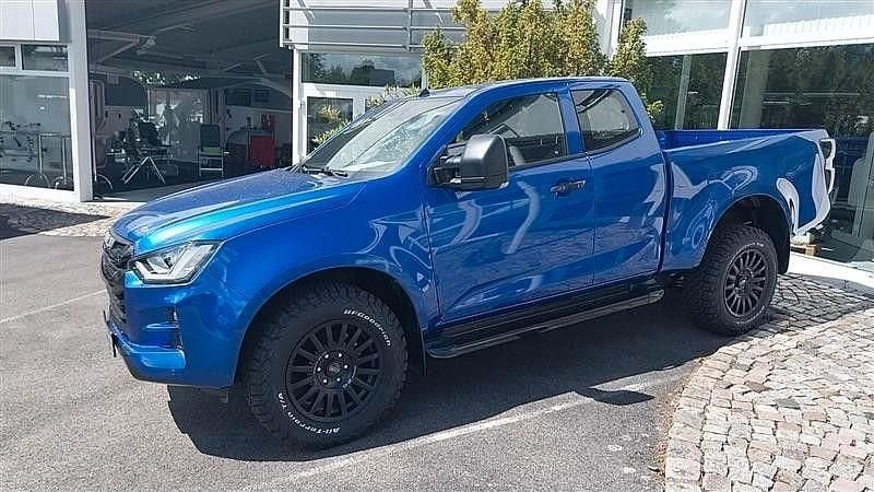 Gebraucht Isuzu D-Max 163 PS (119 kW) 2024 Blau Pickup