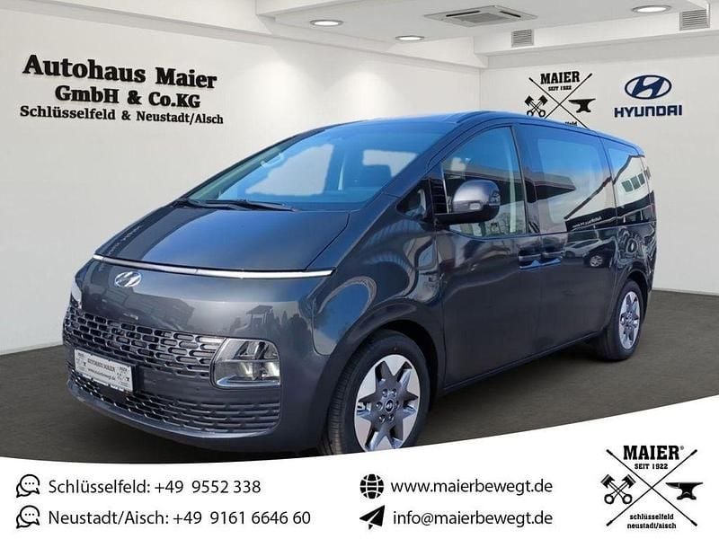 Gebraucht Hyundai Staria Trend 177 PS (130 kW) 2024 Grau Van / Kleinbus