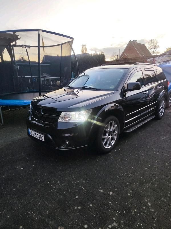 Schwarz Gebraucht 2013 Fiat Freemont SUV | 10.000 € - Bild 1/4