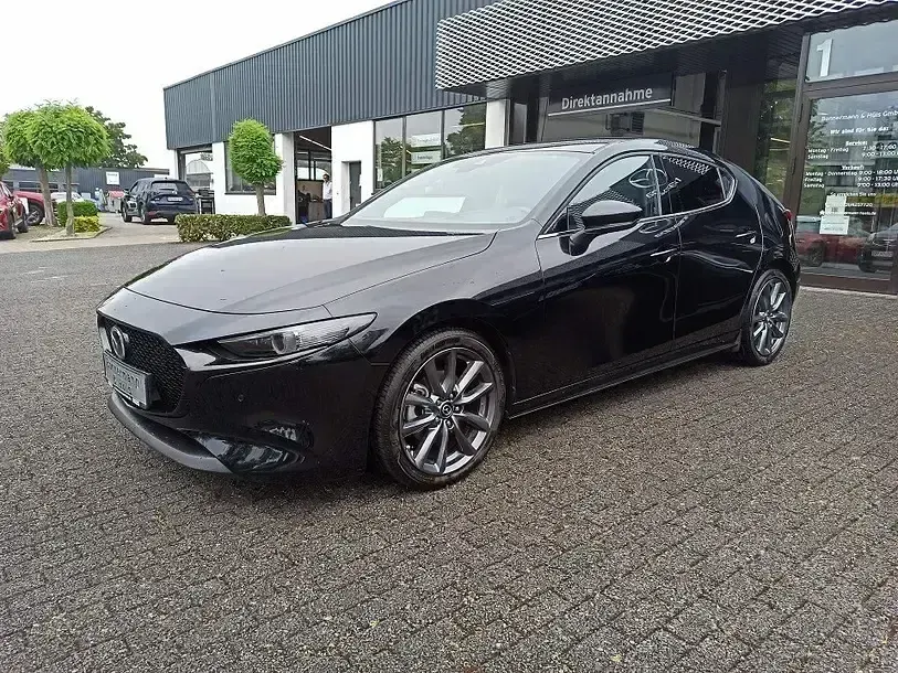Gebraucht Mazda 3 Selection 122 PS (89 kW) 2019 Onyxschwarz onyxschwarz obsidiangrau onyxschwarz metallic Limousine