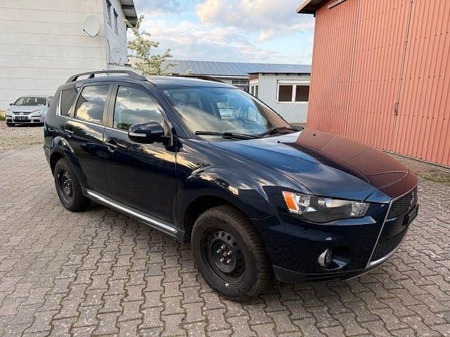 Gebraucht Mitsubishi Outlander Invite 156 PS (114 kW) 2010 Schwarz SUV