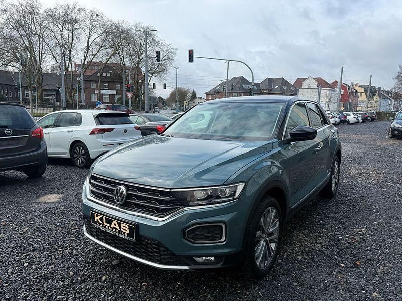 Gebraucht VW T-Roc IQ Drive 150 PS (110 kW) 2019 Blau SUV