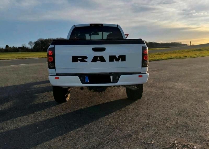 Gebraucht Dodge Ram 401 PS (294 kW) 2004 Weiß Abholung