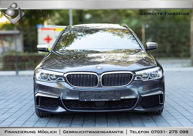 Gebraucht BMW M550 Performance 400 PS (294 kW) 2019 Grau Limousine