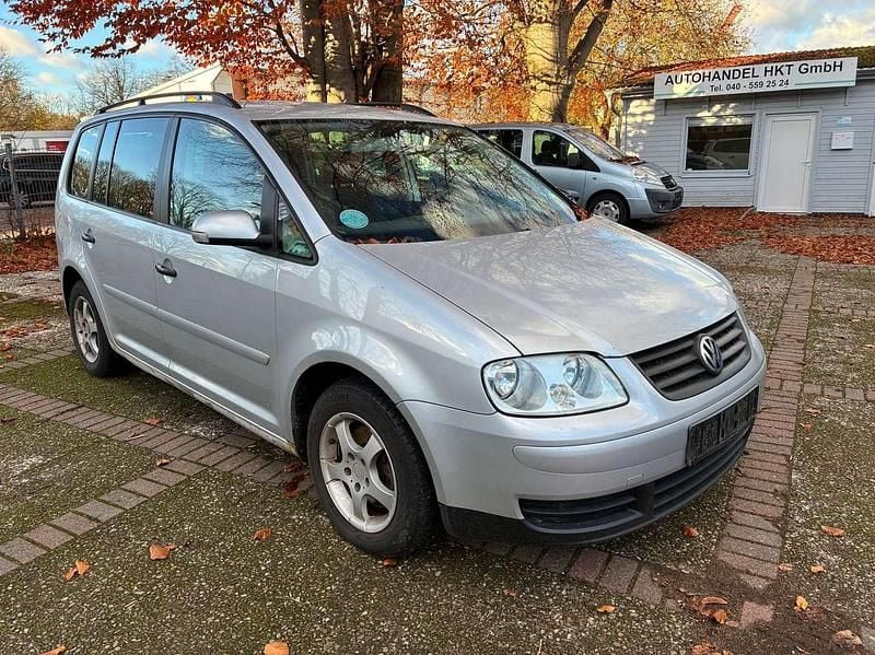 Reflexsilber metallic Gebraucht 2005 VW Touran Conceptline Van / Kleinbus | 1.100 € (Guter Preis) - Bild 1/4