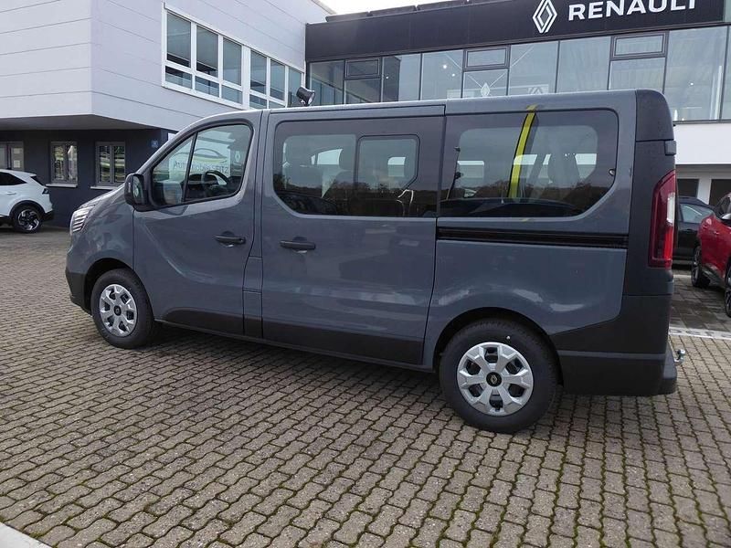 Neu Renault Trafic 150 PS (110 kW) 2025 Schiefergrau Van / Kleinbus
