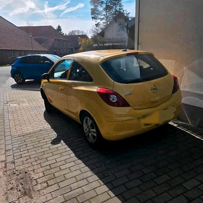 Gebraucht Opel Corsa 60 PS (44 kW) 2008 Gelb Kleinwagen