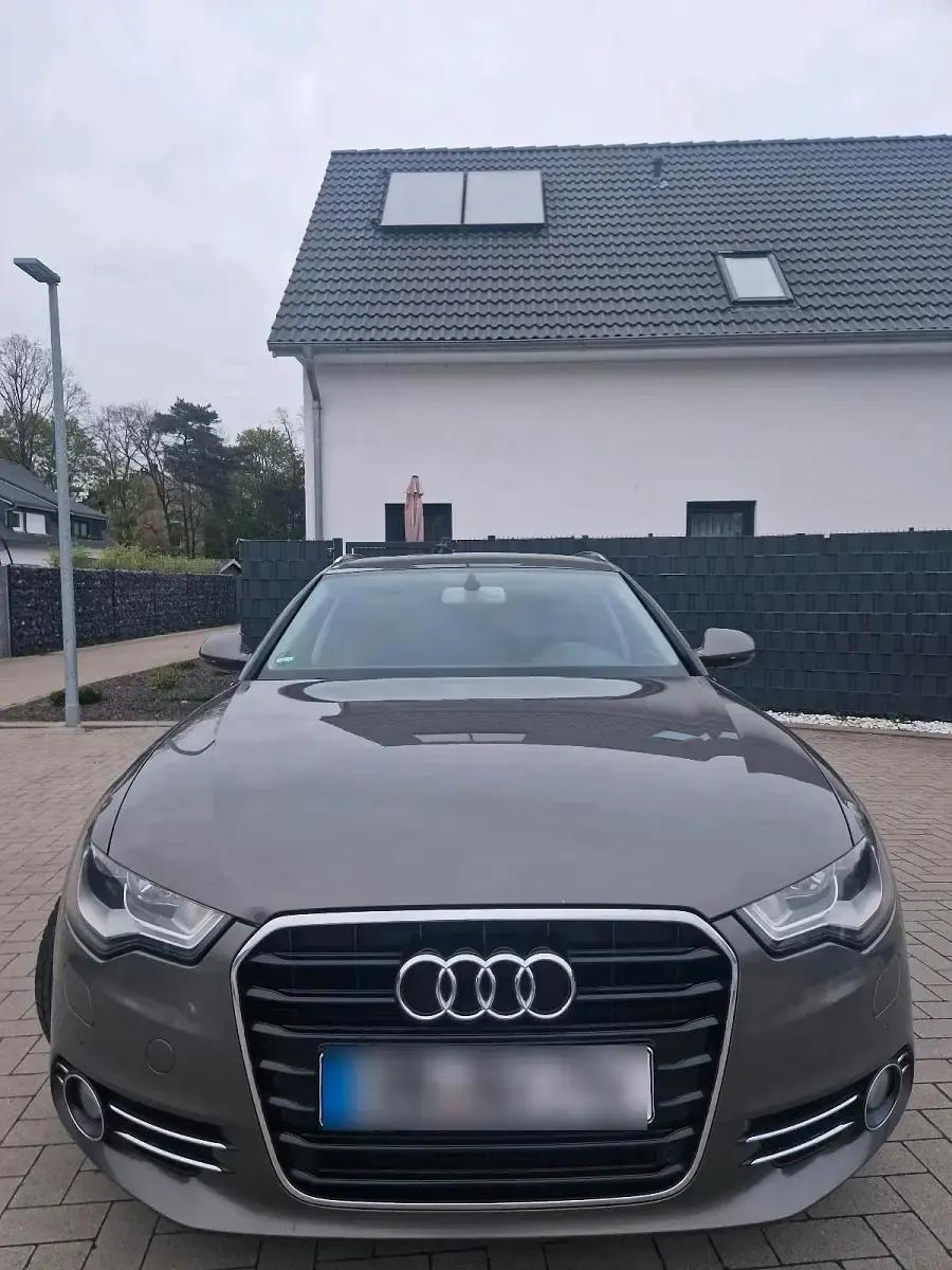 Gebraucht Audi A6 204 PS (150 kW) 2013 Grau Kombi