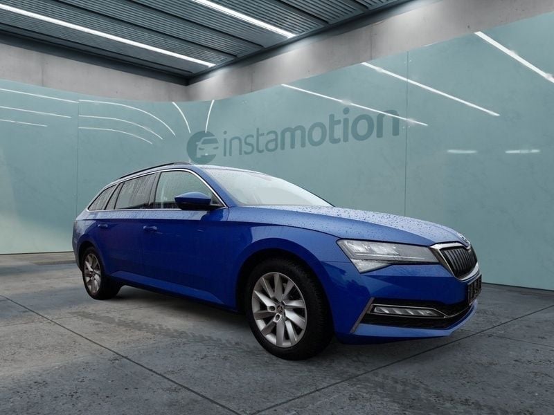 Blau Gebraucht 2020 Skoda Superb Ambition Kombi | 19.588 € (Guter Preis) - Bild 1/4