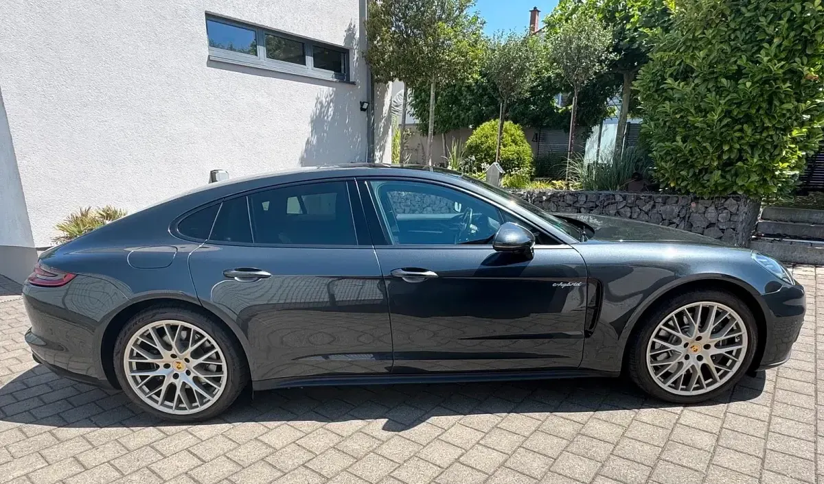 Gebraucht Porsche Panamera Edition 462 PS (339 kW) 2020 Schwarz Limousine