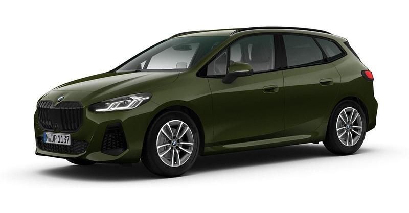 Grün Gebraucht 2024 BMW 220 Active Tourer Luxury Line Van / Kleinbus | 39.793 € - Bild 1/4