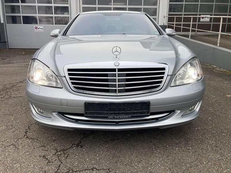 Gebraucht Mercedes S500 387 PS (284 kW) 2007 Silber Limousine