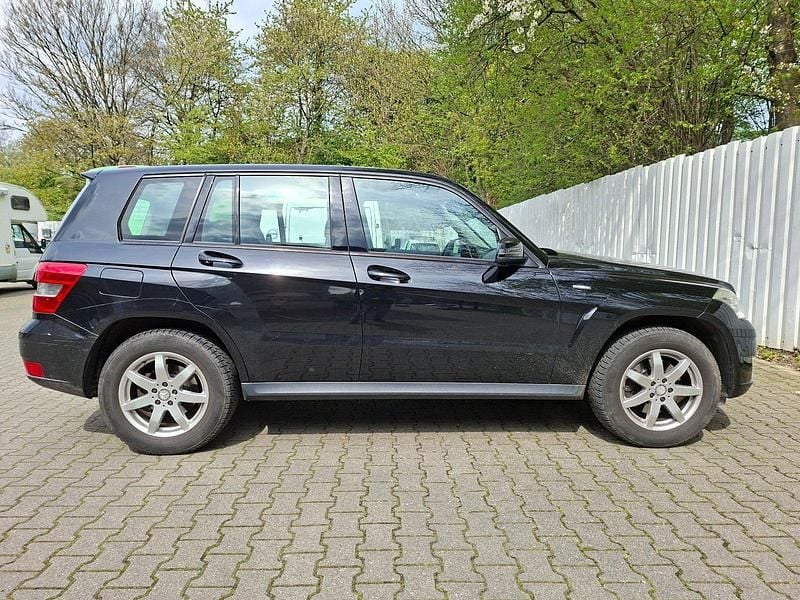 Gebraucht Mercedes GLK200 142 PS (104 kW) 2012 Schwarz SUV