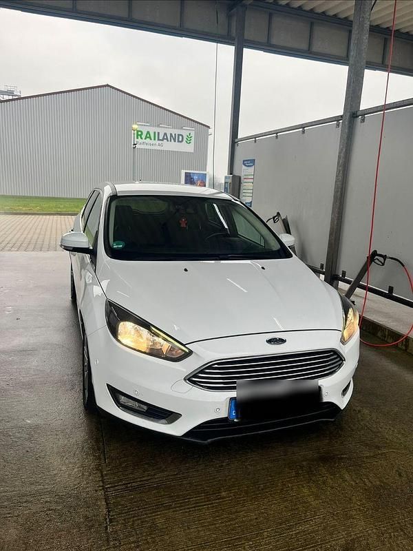 Gebraucht Ford Focus Business Edition 150 PS (110 kW) 2017 Weiß Kombi