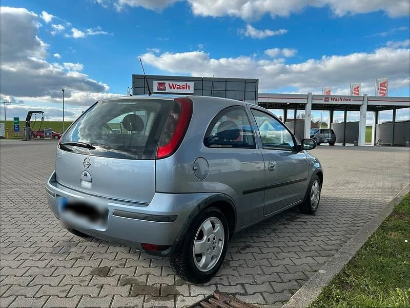 Gebraucht Opel Corsa 75 PS (55 kW) 2004 Grau Kleinwagen