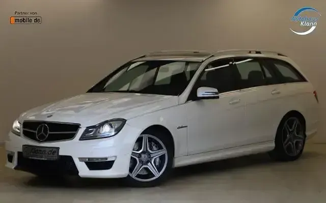 Gebraucht Mercedes C63 AMG AMG 457 PS (336 kW) 2013 Weiß Limousine