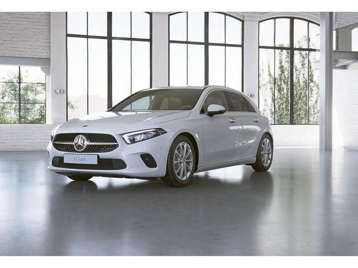 Käytetty Mercedes A180 Progressive 136 HP (100 kW) 2018 Sedan